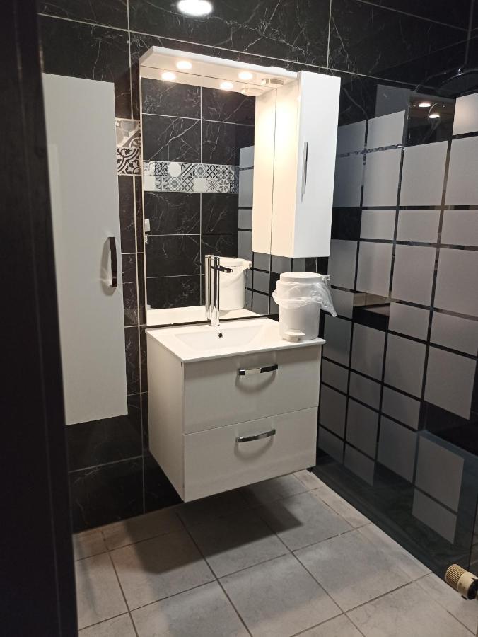 Appartement Avec Balcon Hargarten-aux-Mines Eksteriør billede